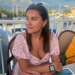 Meet your Posher, Nicole